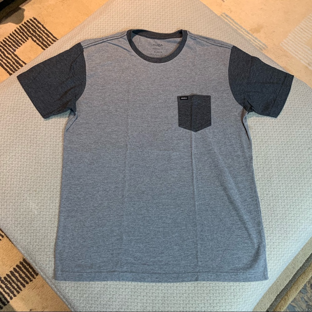 Medium RVCA T-shirt